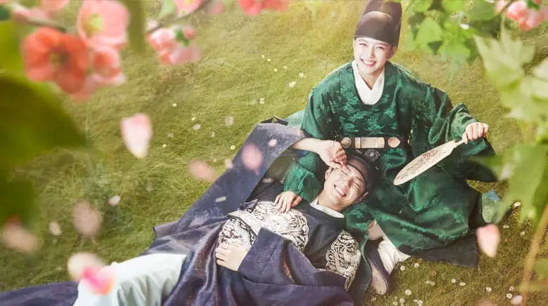 Love in the Moonlight (2016)