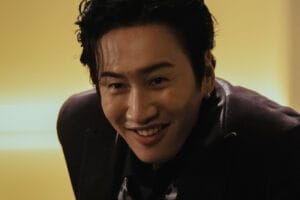Lee Kwang Soo Exudes Chilling Power As Doh Kyung Soo’s Ruthless VIP Client In “The Manipulated”